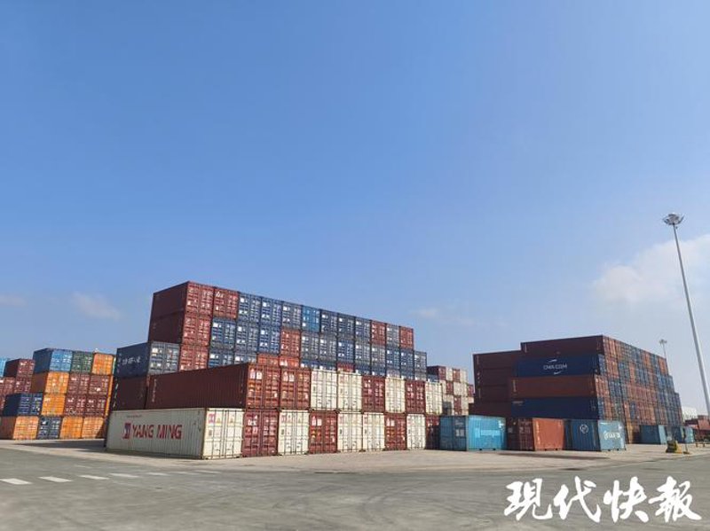 集装箱堆场的发展趋势与行业前景